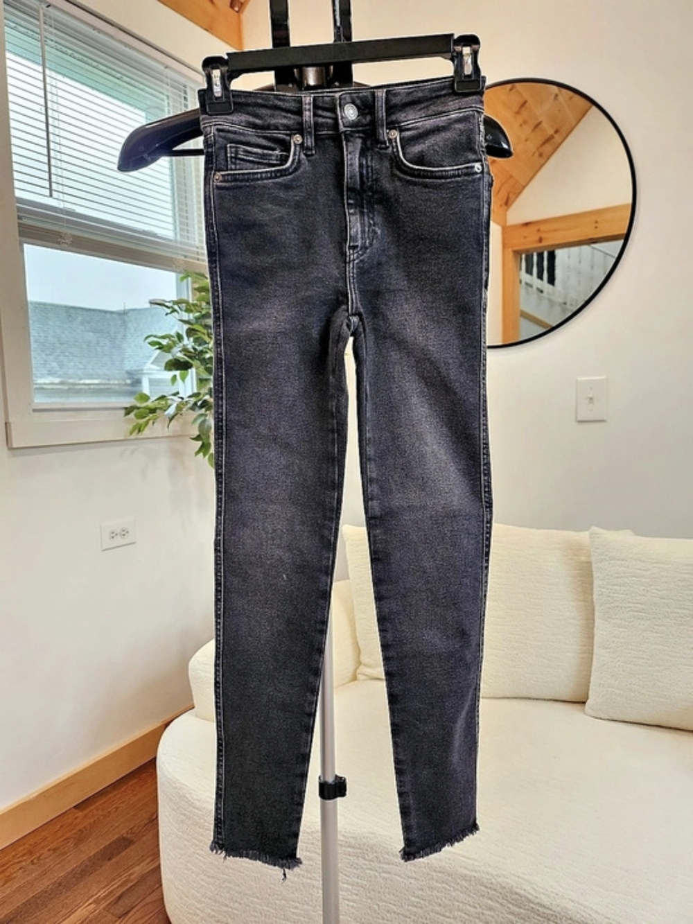 We The Free Twenty Four Skinny Jeans Black Waist 24